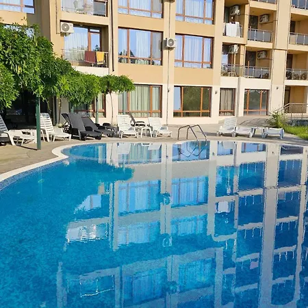 Vesta Riviera - Free Parking גולדן סנדס