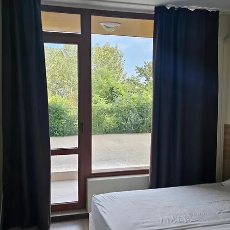 Vesta Riviera - Free Parking 4* Golden Sands
