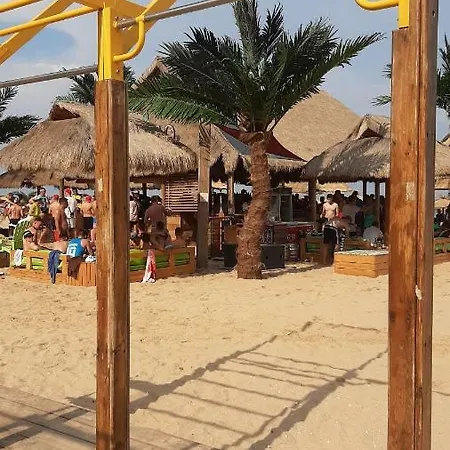 Vesta Riviera - Free Parking Lägenhetshotell Golden Sands