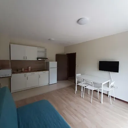 شقة فندقية Vesta Riviera - Free Parking غولدن ساندز