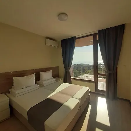 Апарт-отель Vesta Riviera - Free Parking Золотые Пески