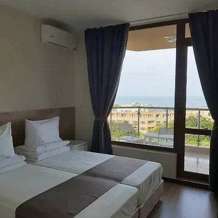 Vesta Riviera - Free Parking 4* Zlate písky