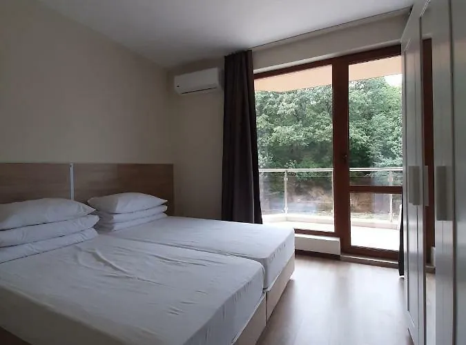 Vesta Riviera - Free Parking Lejlighedshotel